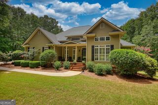 10 Nicklaus Circle, Social Circle, GA 30025