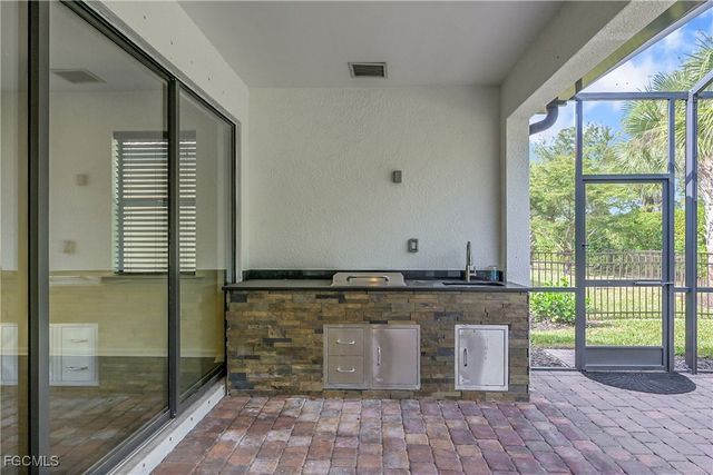 6612 Ensor CT, Fort Myers, FL 33966