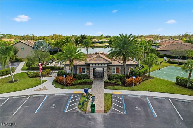 6612 Ensor CT, Fort Myers, FL 33966