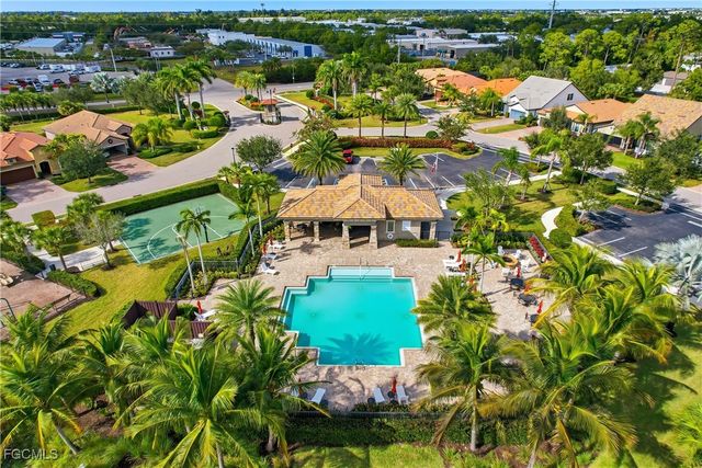 6612 Ensor CT, Fort Myers, FL 33966