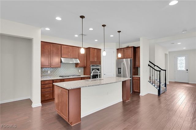 6612 Ensor CT, Fort Myers, FL 33966