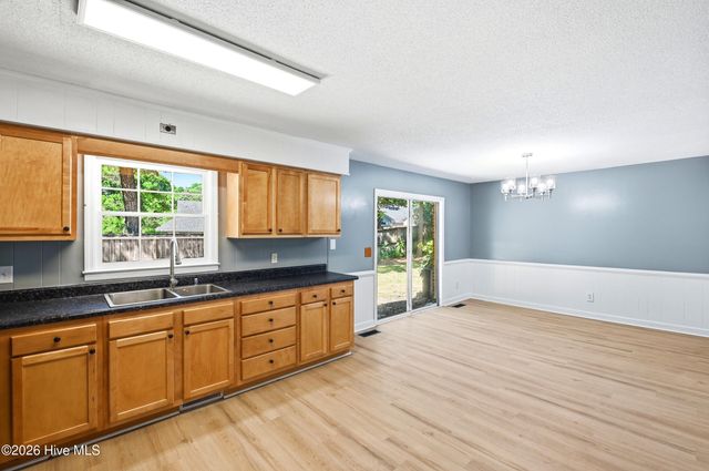 6803 Myrtle Grove Road, Wilmington, NC 28409