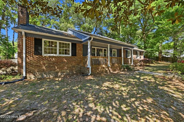6803 Myrtle Grove Road, Wilmington, NC 28409