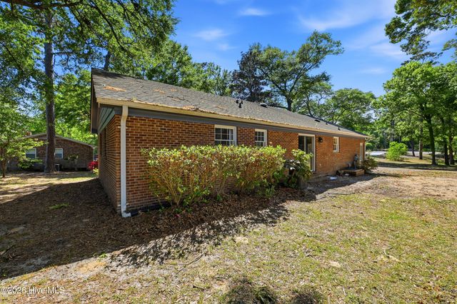 6803 Myrtle Grove Road, Wilmington, NC 28409