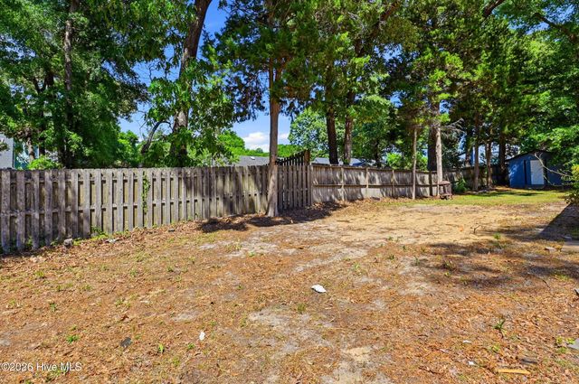6803 Myrtle Grove Road, Wilmington, NC 28409