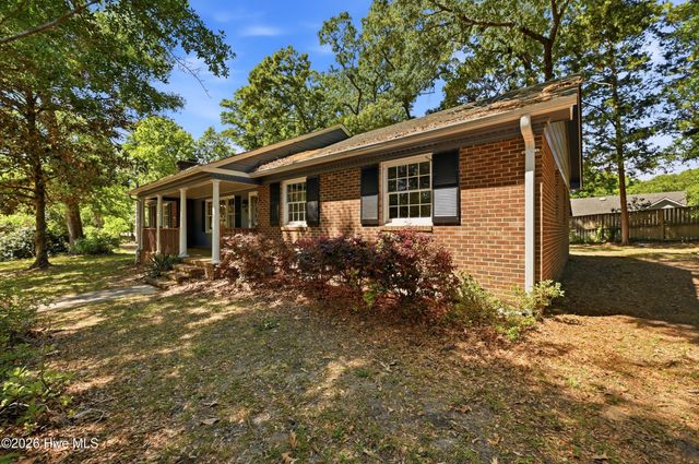 6803 Myrtle Grove Road, Wilmington, NC 28409