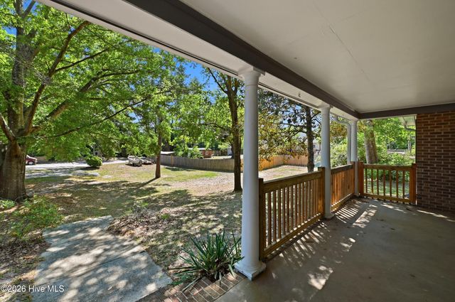 6803 Myrtle Grove Road, Wilmington, NC 28409