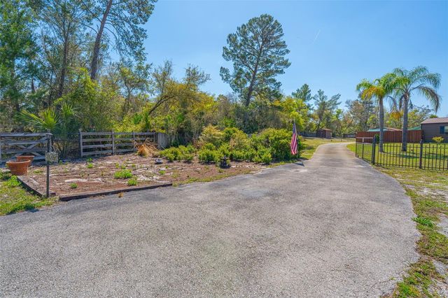 100 WILD HORSE RUN, Deltona, FL 32738