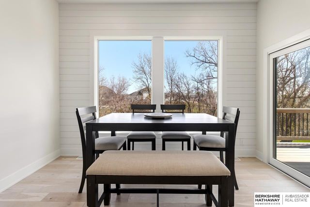 5727 N 208 Street, Omaha, NE 68022