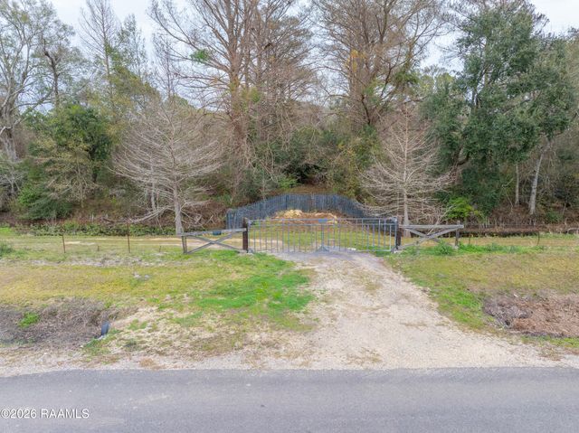5114 Rip Van Winkle Road, New Iberia, LA 70560