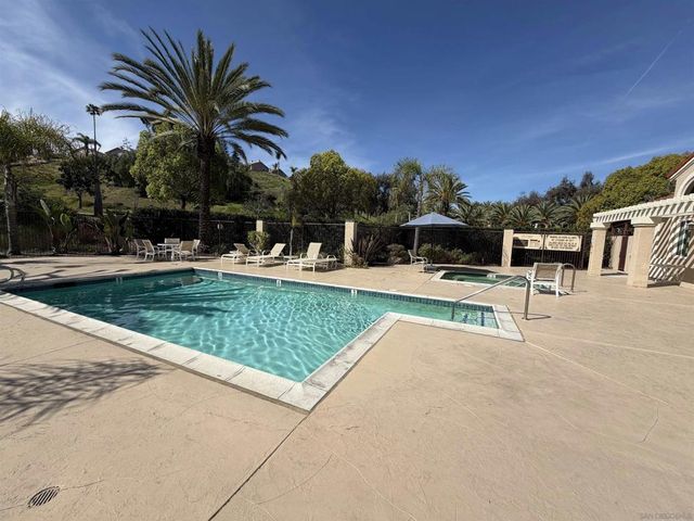 400 Sea Cliff 402, Oceanside, CA 92056