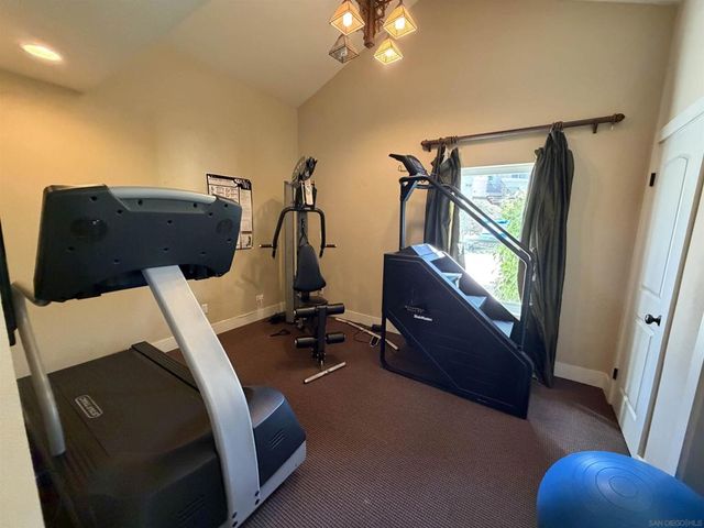 400 Sea Cliff 402, Oceanside, CA 92056