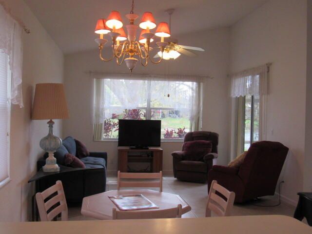 10463 Copper Lake Drive, Boynton Beach, FL 33437