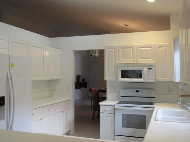 10463 Copper Lake Drive, Boynton Beach, FL 33437