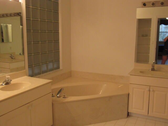 10463 Copper Lake Drive, Boynton Beach, FL 33437