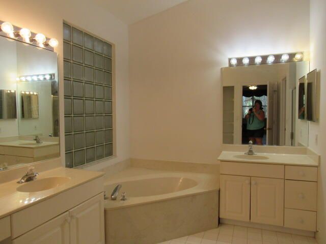 10463 Copper Lake Drive, Boynton Beach, FL 33437