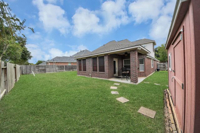 3906 Southsand Drive, Pearland, TX 77584