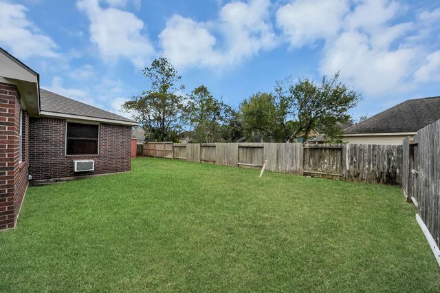 3906 Southsand Drive, Pearland, TX 77584