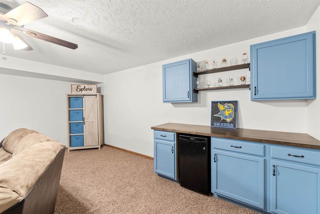 1202 Sapphire Ln., Lindsborg, KS 67456