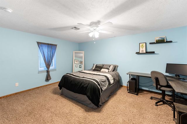 1202 Sapphire Ln., Lindsborg, KS 67456