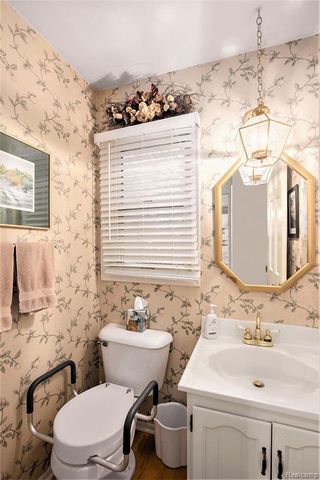 9125 Burning Tree Drive, Grand Blanc, MI 48439