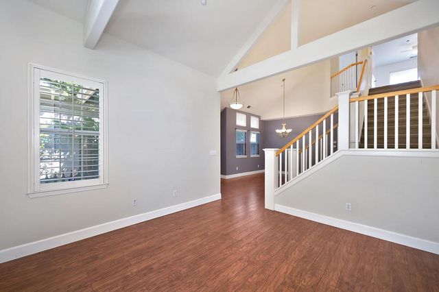 418 Mallard Dr, Woodland, CA 95695