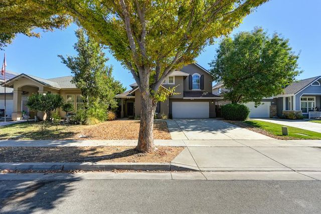 418 Mallard Dr, Woodland, CA 95695