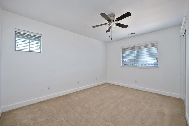 418 Mallard Dr, Woodland, CA 95695