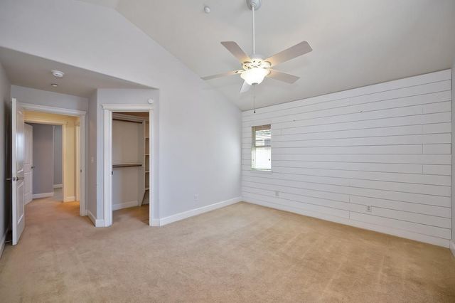 418 Mallard Dr, Woodland, CA 95695