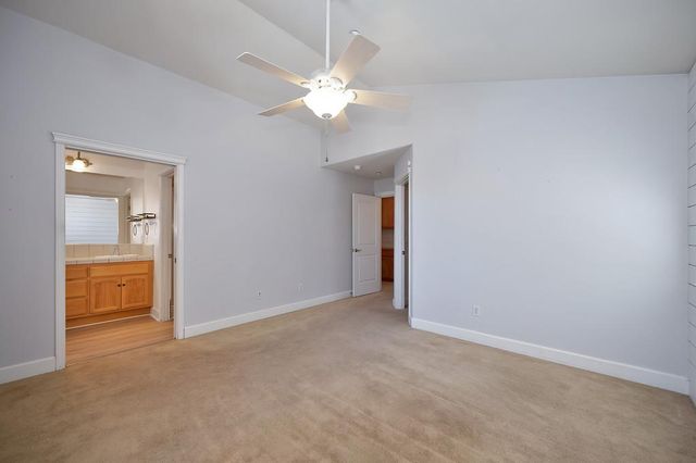 418 Mallard Dr, Woodland, CA 95695