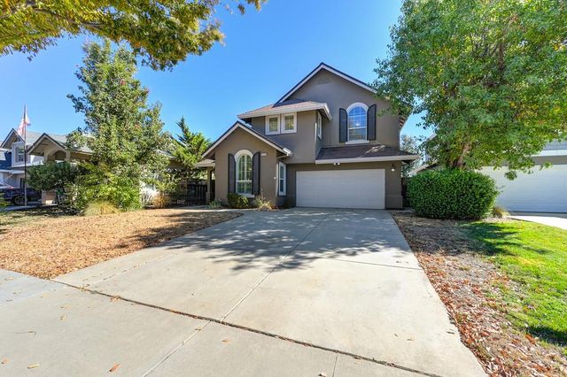 418 Mallard Dr, Woodland, CA 95695