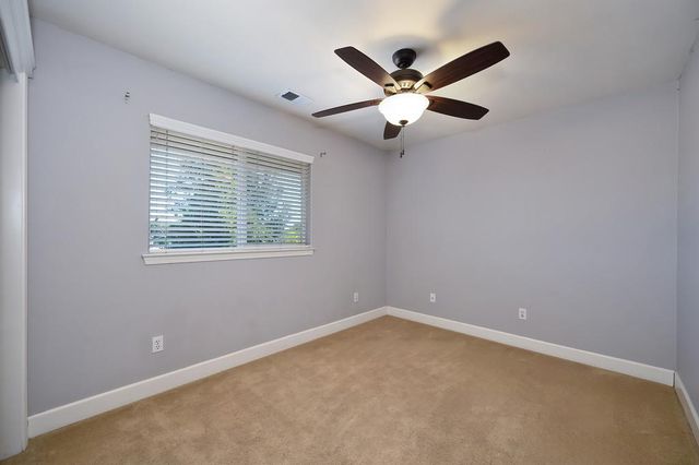 418 Mallard Dr, Woodland, CA 95695