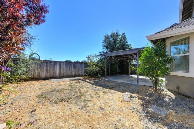 418 Mallard Dr, Woodland, CA 95695