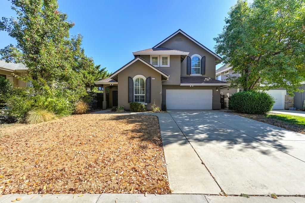 418 Mallard Dr, Woodland, CA 95695