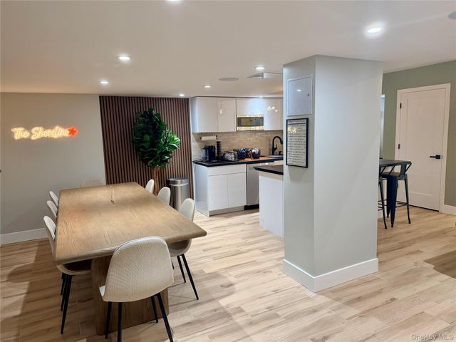 230 Pelham Road 4N, New Rochelle, NY 10805