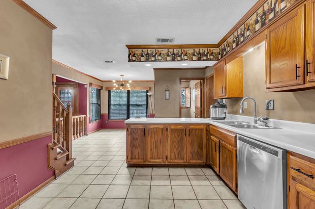 4999 LARGEO CV, Memphis, TN 38125