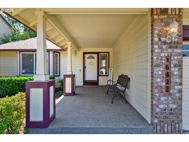 16422 Ne FREMONT St, Portland, OR 97230