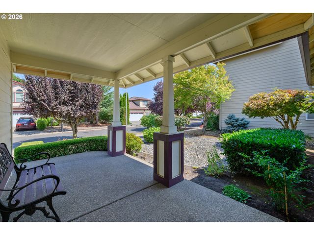 16422 Ne FREMONT St, Portland, OR 97230