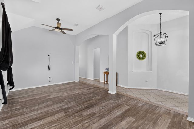4917 Tulip Lane, Fort Worth, TX 76137