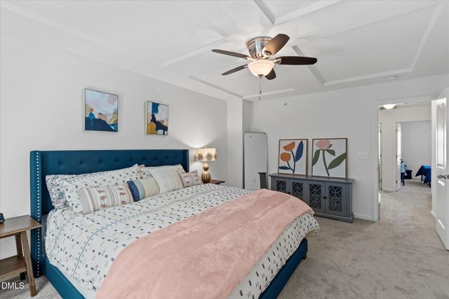 10007 Lynnberry Place, Raleigh, NC 27617