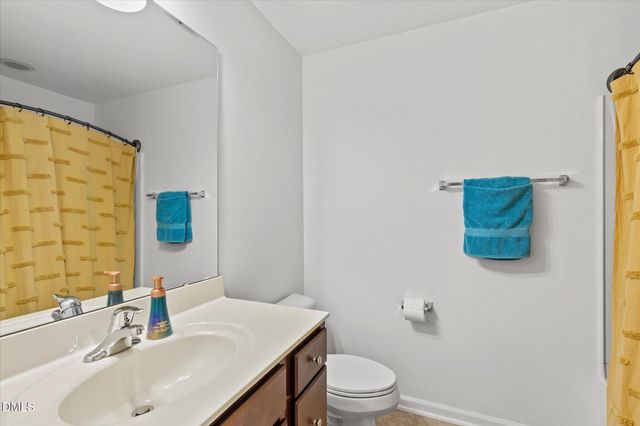 10007 Lynnberry Place, Raleigh, NC 27617