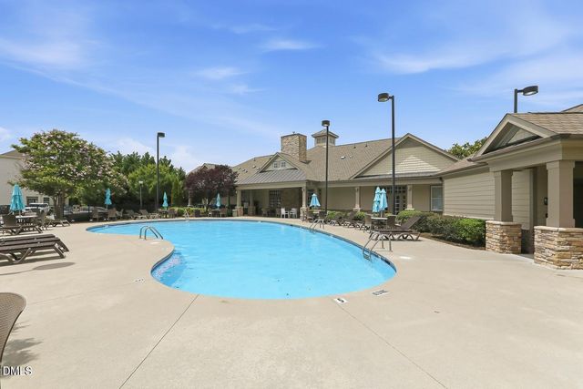 10007 Lynnberry Place, Raleigh, NC 27617