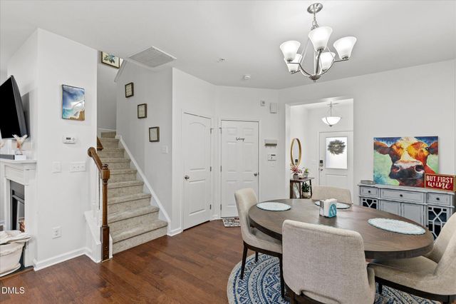 10007 Lynnberry Place, Raleigh, NC 27617
