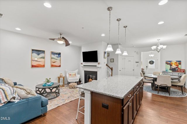 10007 Lynnberry Place, Raleigh, NC 27617