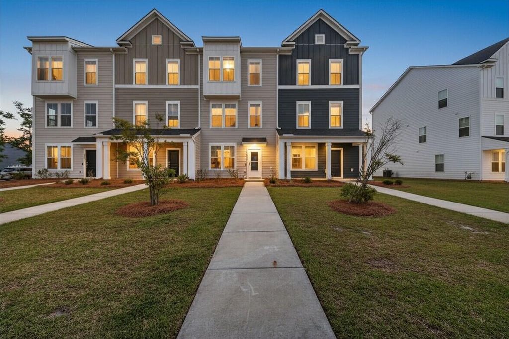 861 Recess Point Drive, Moncks Corner, SC 29461