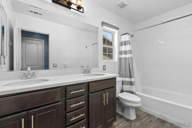 1018 Bellingham Dr, Oceanside, CA 92057