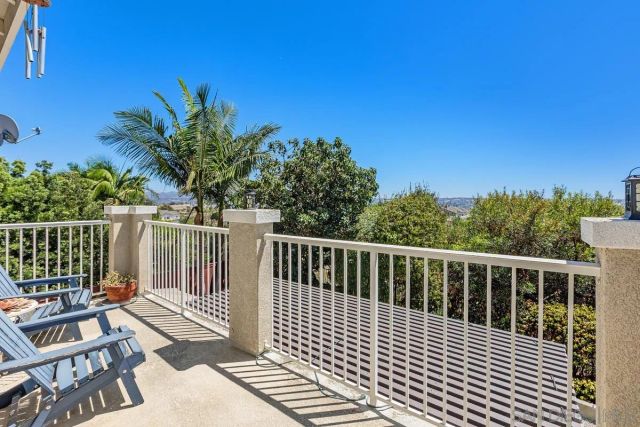 1018 Bellingham Dr, Oceanside, CA 92057