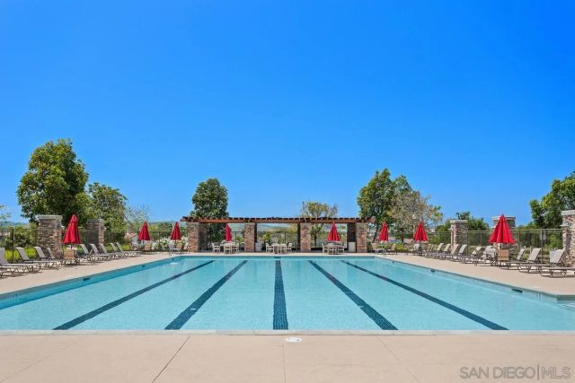 1018 Bellingham Dr, Oceanside, CA 92057