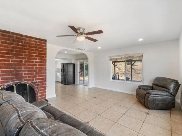2443 Helix Street, Spring Valley, CA 91977