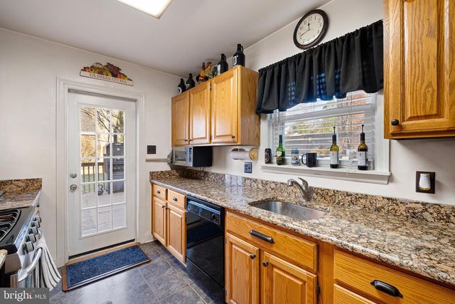 503 N DUPONT, Wilmington, DE 19807